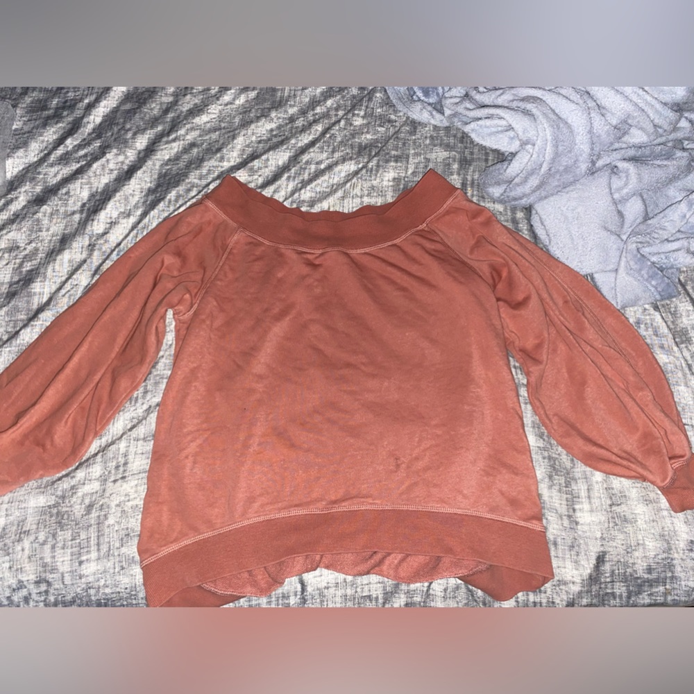 Forever 21 sweater small